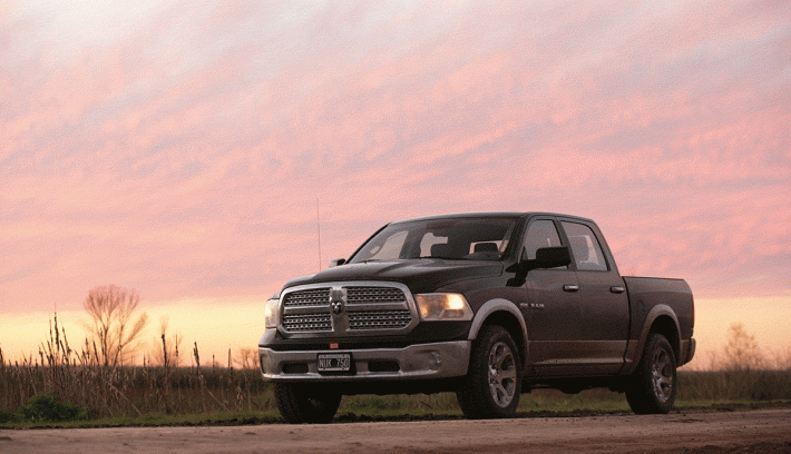 RAM 1500 V8 2033 8