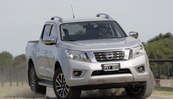 Nissan Frontier L2016 4X4 LE NP300 AT 22