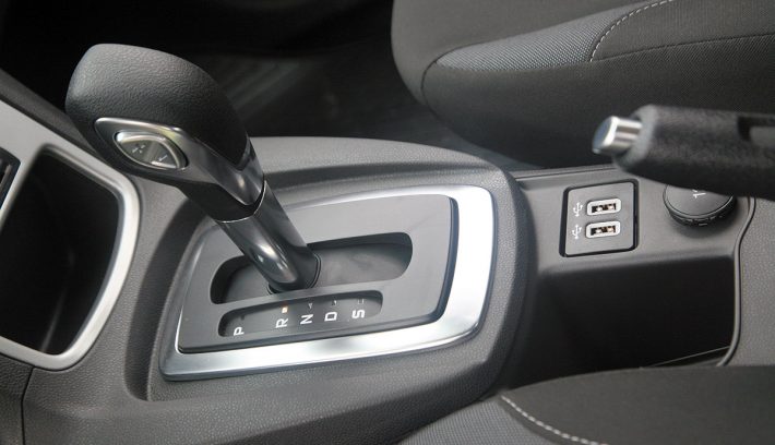Ford Fiesta SE Plus 1.6 AT 13