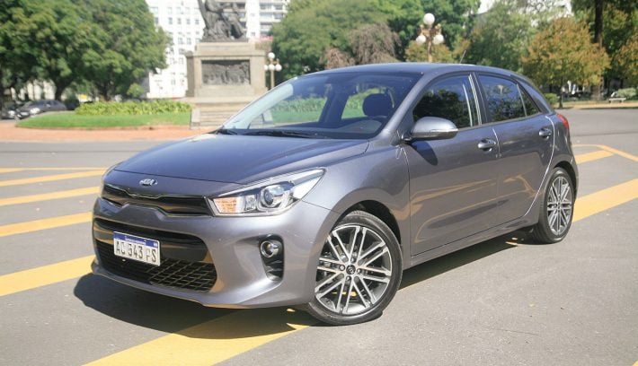 Kia Rio EX 1.6 AT Premium 3
