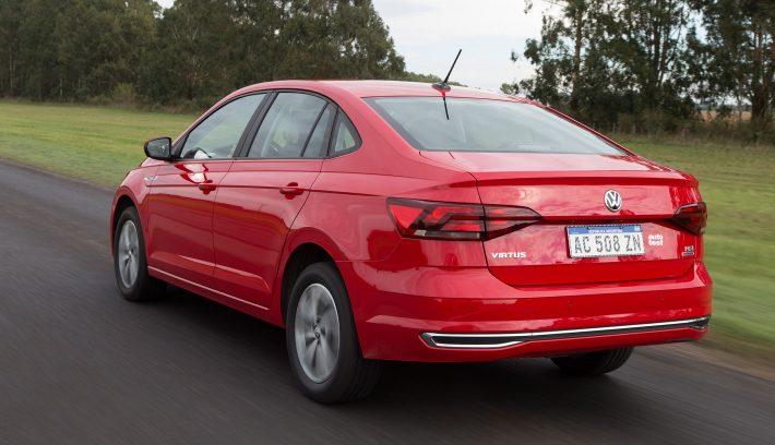 Volkswagen Virtus 1.6 MSI Highline AT 7
