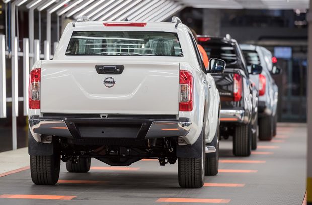 Nissan Frontier Linea produccion 1