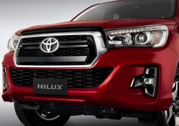 Toyota Hilux 2019 parrilla 2