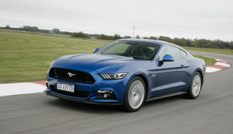 Ford mustang GT 4