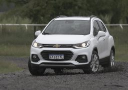 Chevrolet Tracker AWD 8