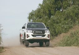 salto hilux GR