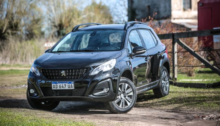 Peugeot2008 estatica