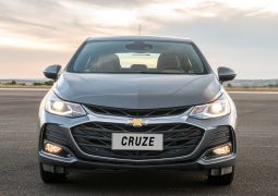 Chevrolet Cruze Premier con Wifi Hatch exterior 3