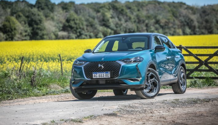DS3 Crossback estatica abierta amarilla