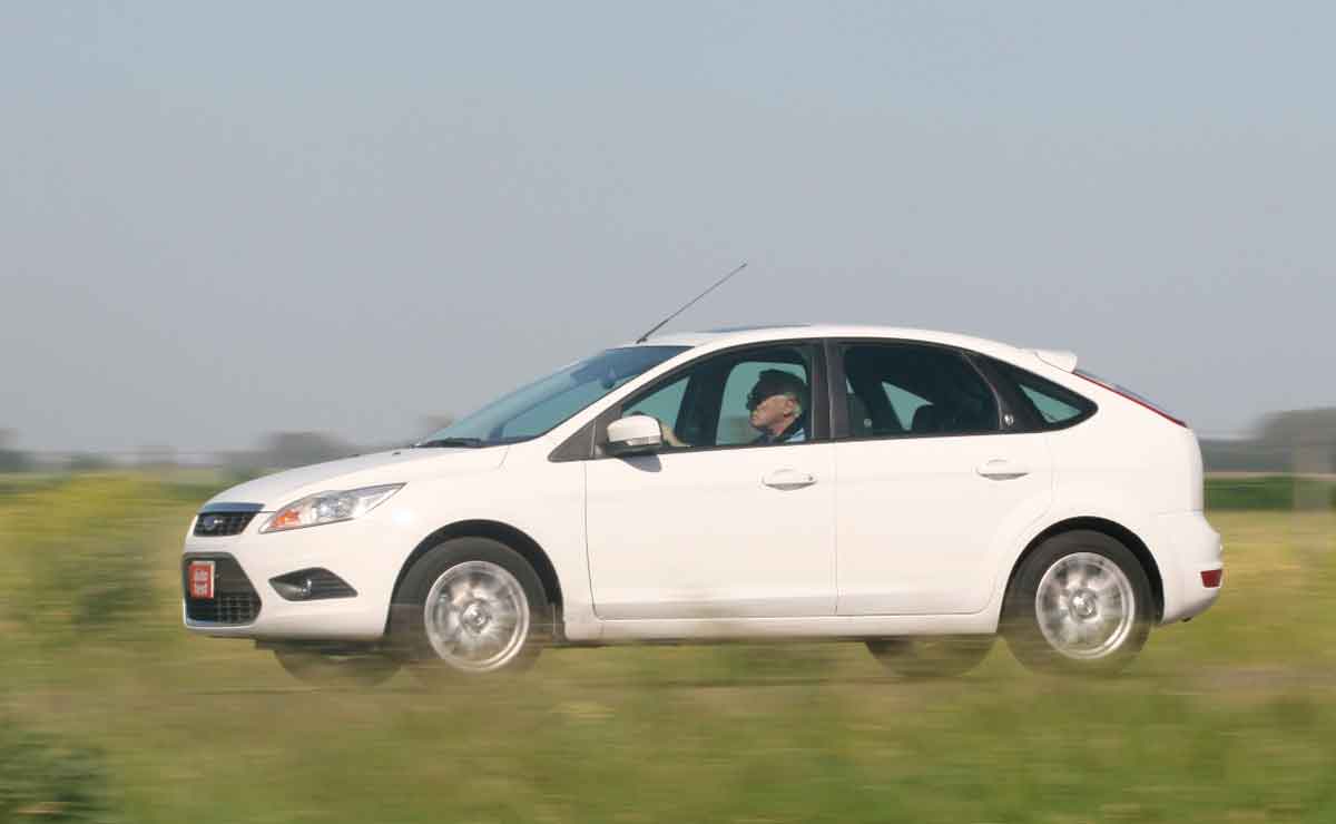 Ford-Focus-lateral