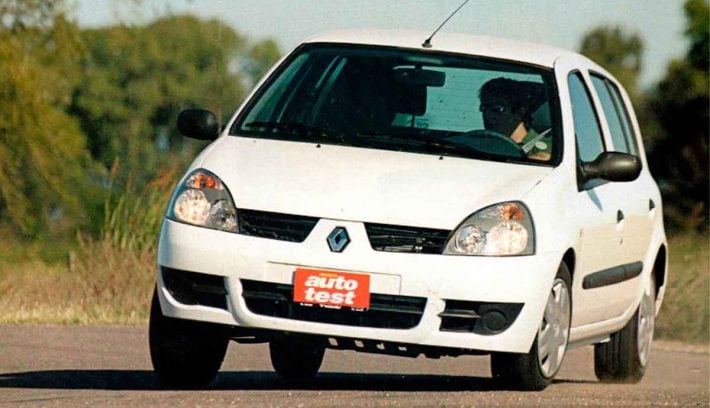 Renault-Clio-2-trompa