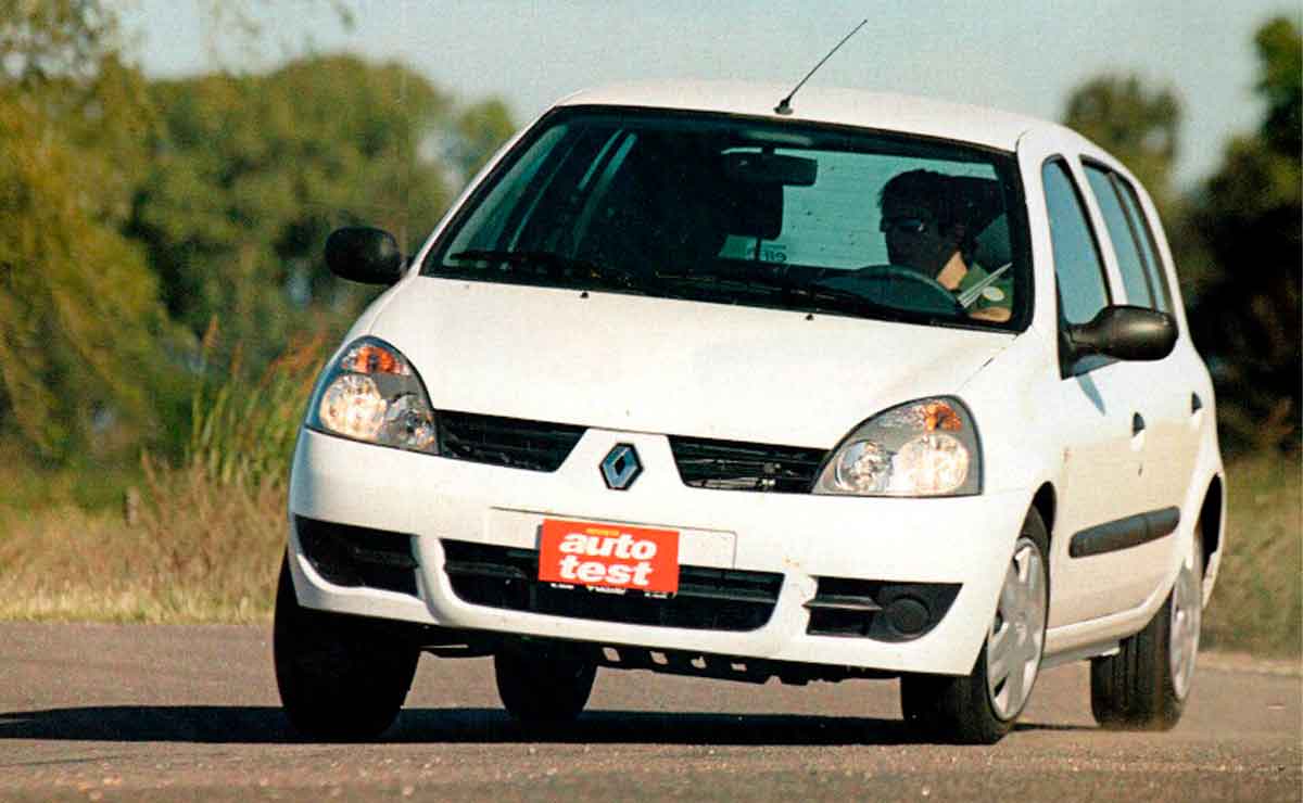 Renault-Clio-2-trompa