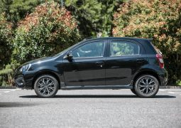 etios lateral