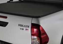 hilux v6