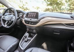 Chevrolet Onix Plus Premier 1