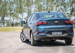 Chevrolet Onix Plus Premier AT 7