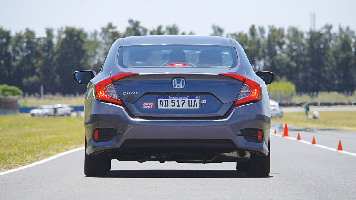 Honda Civic Master Test stop