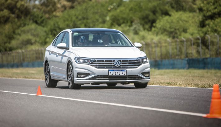 Volskwagen Vento 1.4 TSI FRENADO cargado