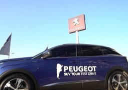 peugeot suv