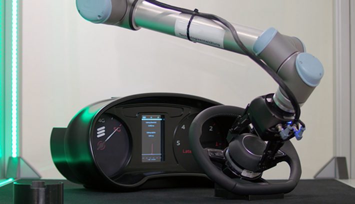 audi robot brazo