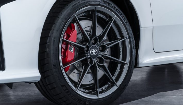 LLANTAS GR YARIS 1