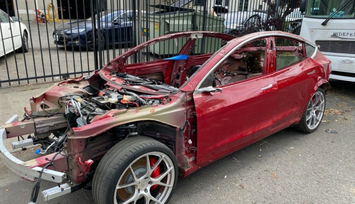 tesla s roto