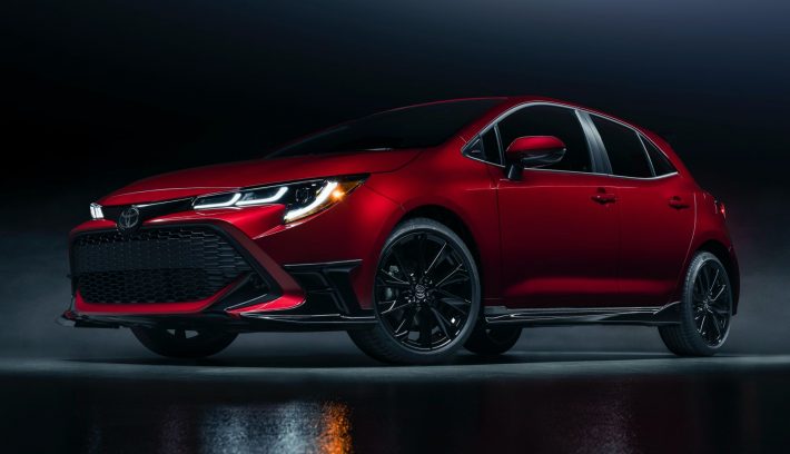 2021 Toyota Corolla Hatchback Special Edition US spec 1