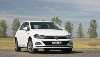 Volkswagen Polo 1.6 AT6 Highline 15 730x425
