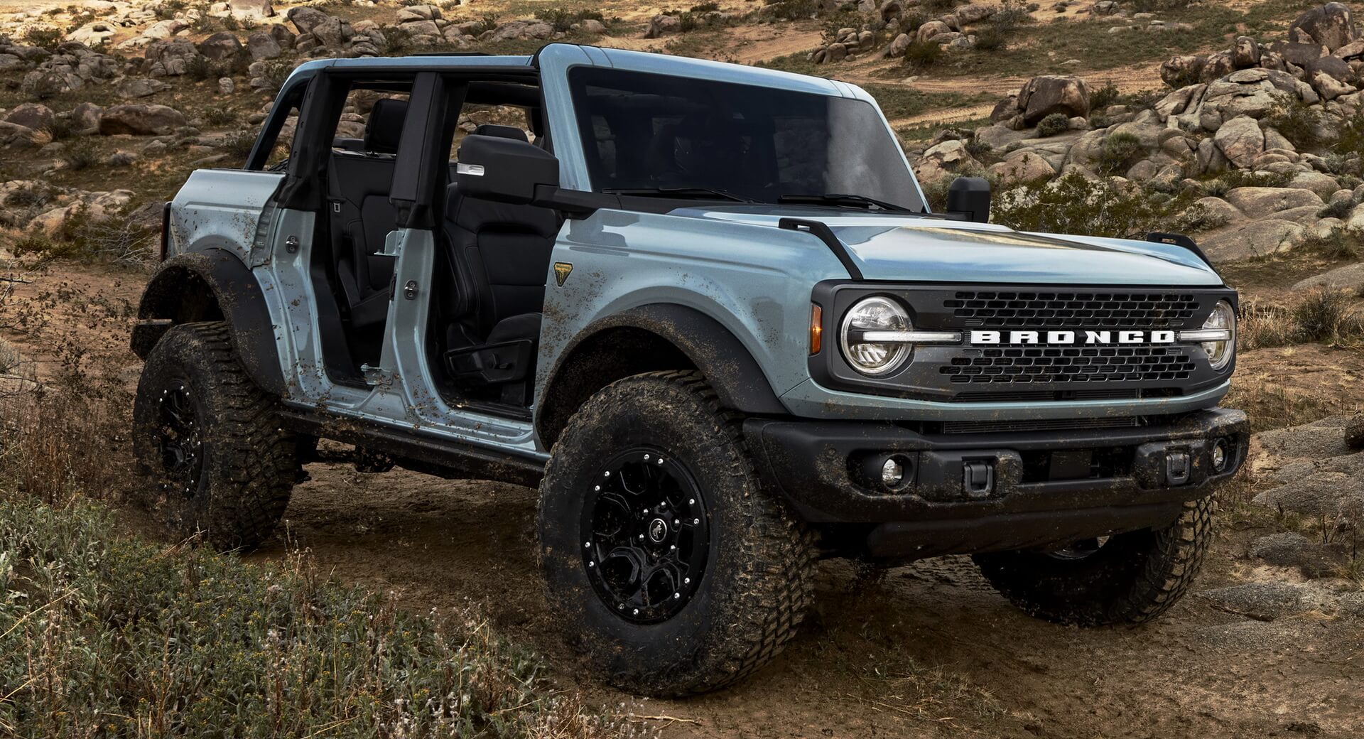 2021 Ford Bronco 06 1
