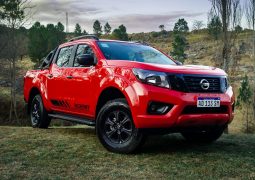 NISSAN FRONTIER X GEAR carousel 2.jpg.ximg .l 12 h.smart