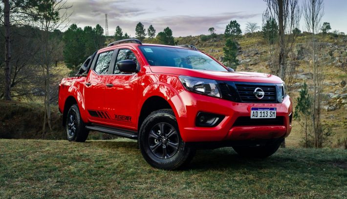 NISSAN FRONTIER X GEAR carousel 2.jpg.ximg .l 12 h.smart