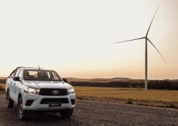 TOYOTA ENERGIA RENOVABLE