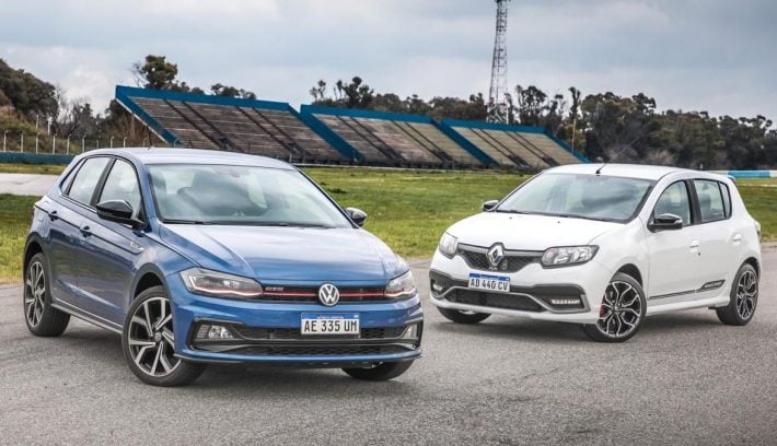 VW POLO GTS O RENAULT SANDERO RS PORTADA e1600698172753