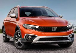 FIAT TIPO CROSS