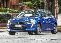 Peugeot 208 Feline