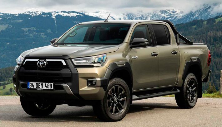TOYOTA HILUX
