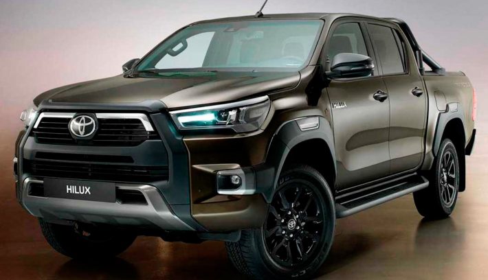 TOYOTA HILUX 2021