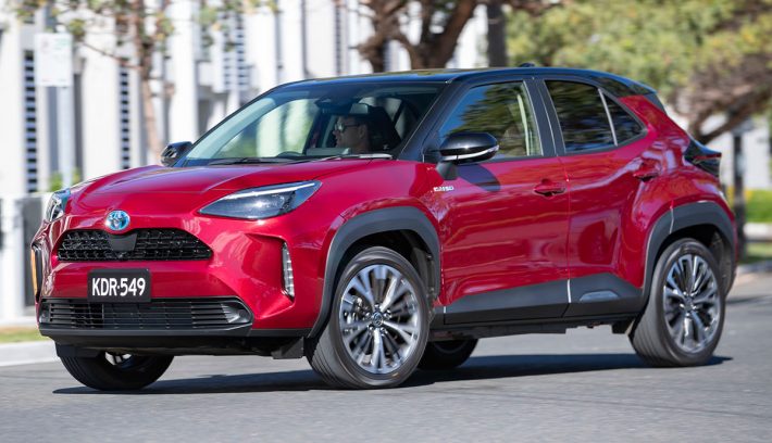 TOYOTA YARIS CROSS