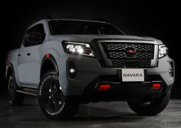 NISSAN FRONTIER 2021