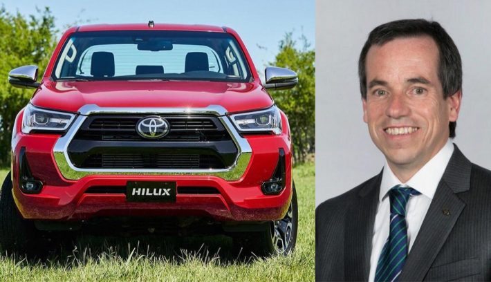 TOYOTA HILUX