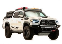 TOYOTA TACOMA