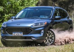 FORD KUGA TITANIUM