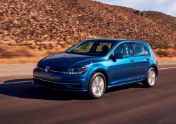 VOLKSWAGEN-GOLF