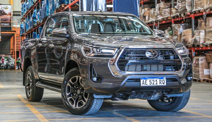 TOYOTA HILUX OPERATIVO