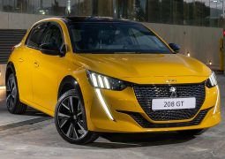 PEUGEOT 208 GT