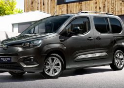 TOYOTA PROACE