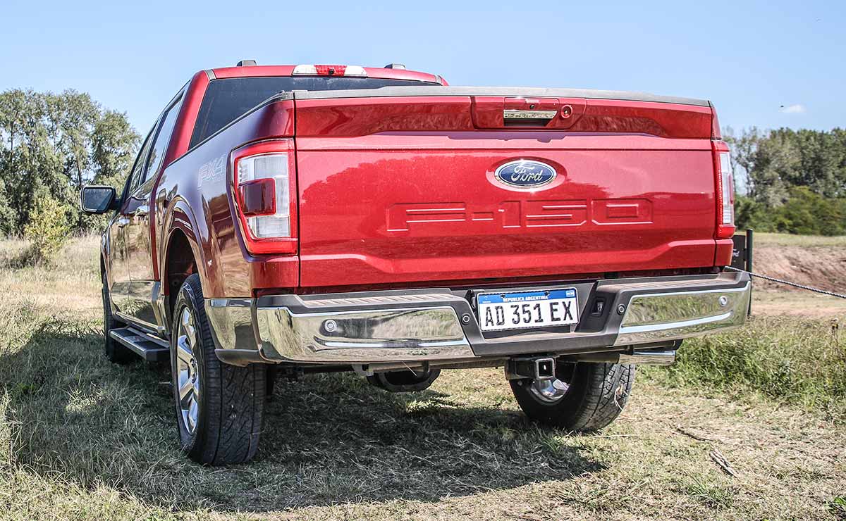 FORD F-150 COLA