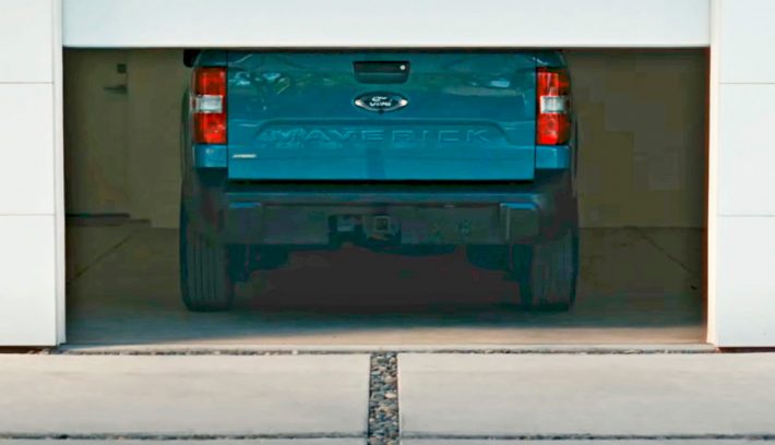 Ford Maverick parte trasera oficial