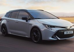 TOYOTA COROLLA TOURING SPORTS GR SPORT