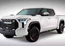 TOYOTA TUNDRA 2022